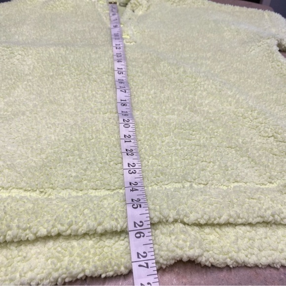 Aerie Neon Quarter Snap Button Sherpa Fleece
Sweater Pullover - Picture 7 of 8